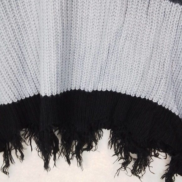 Polly & Esther Oversized Cropped Color Block Sweater Size XLarge - Picture 5 of 11